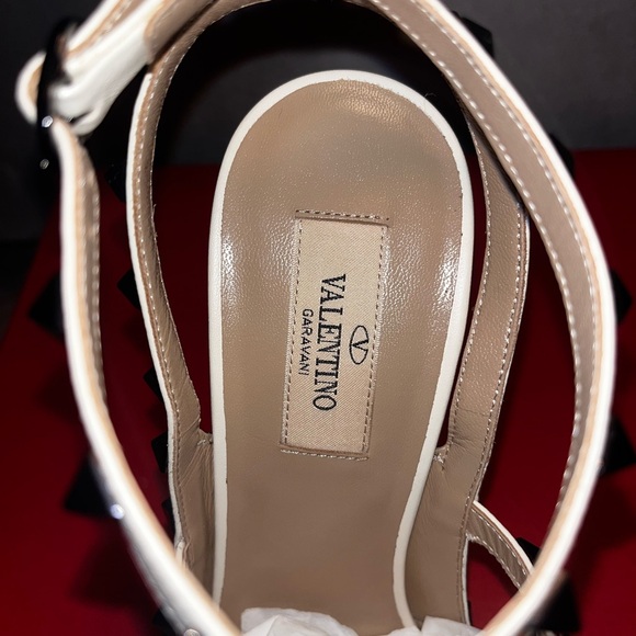 NWT Valentino Garavani Women's Rockstud Cage Leather Pumps - 150th Anniversary - Picture 6 of 13